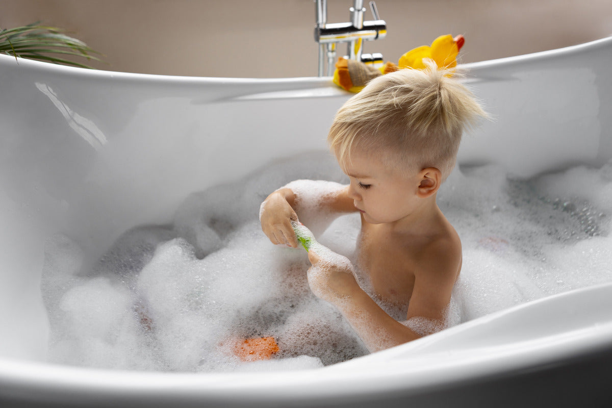 10 Bathtime Essentials for Families for a Fun and Safe Experience